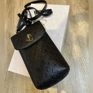 JIMMY CHOO VARENNE PHONE CASE IN BLACK